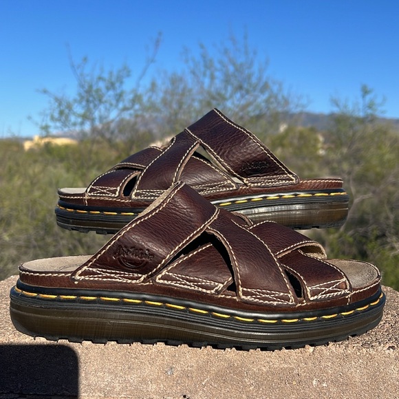 🏴󠁧󠁢󠁥󠁮󠁧󠁿 Dr. Martens MIE Vintage Chunky Brown Slides / Sandals UK 9 - Picture 6 of 17